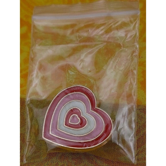 Red And Pink Heart Enamel Lapel Pin 1" NIB - Picture 4 of 4